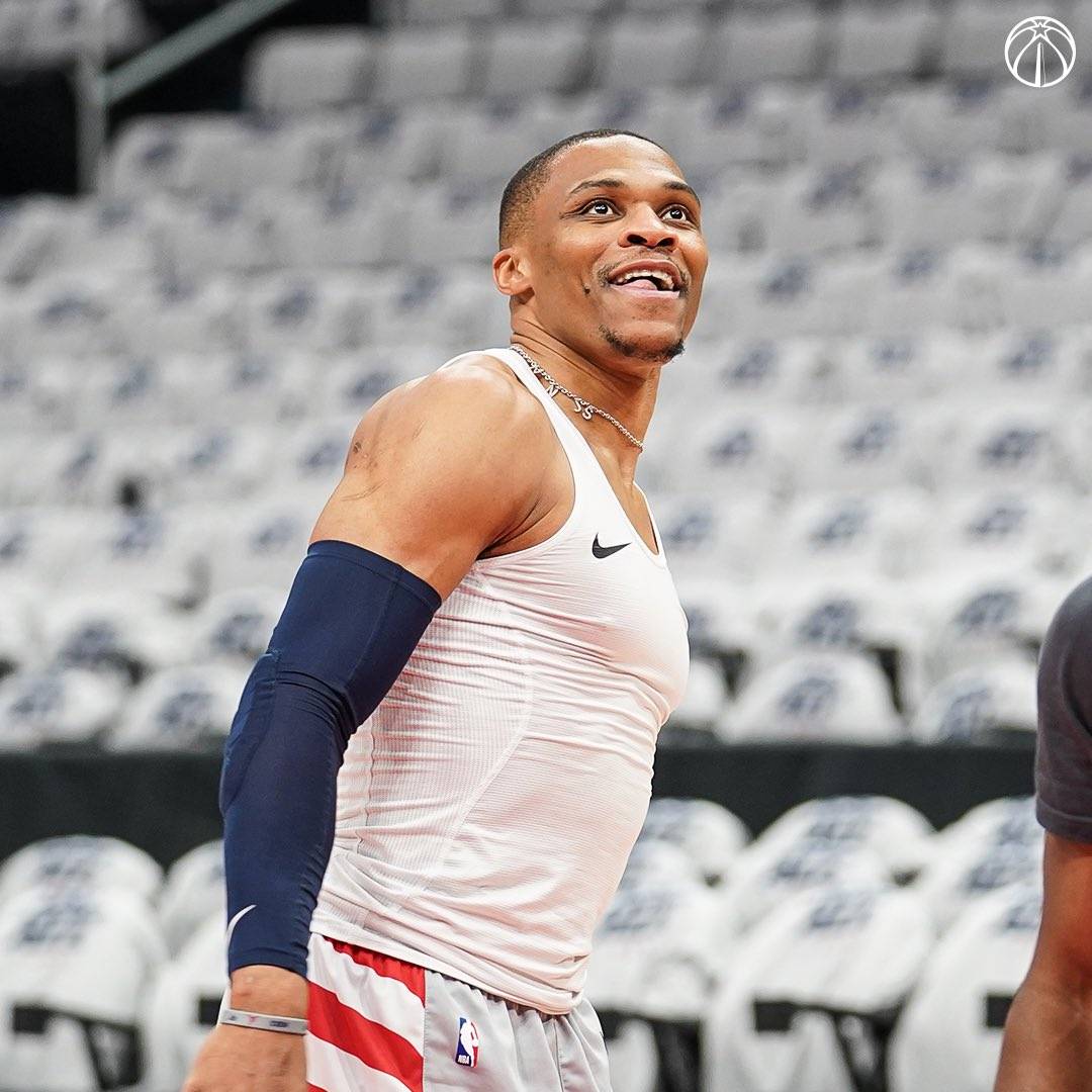 包含太狠了！布莱顿围绕国王杯回应争议波尔图今晨手感冰凉，西亚卡姆与70激战尤文图斯分钟的词条