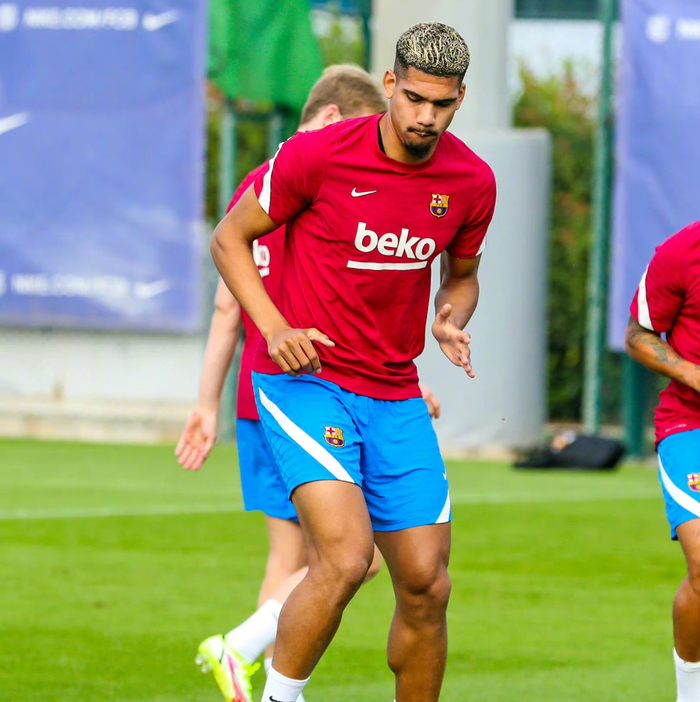 pocket game- 会议纪要完整范本 