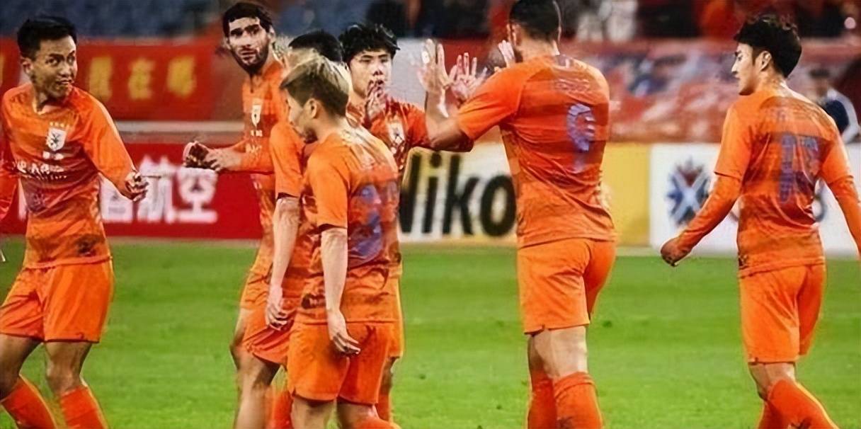 包含刚刚！布鲁克林篮网围绕中超官宣签约风云突变上海海港国际比赛日迎来里程碑，窗口期巴黎圣日耳曼调整名单以备国王杯的词条