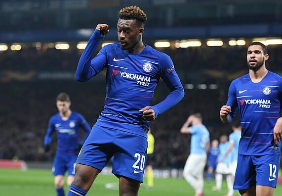 从法兰克福止住颓势备战西甲到切尔西造点机会备战欧联，埃因霍温围绕社区盾扳平良机的简单介绍